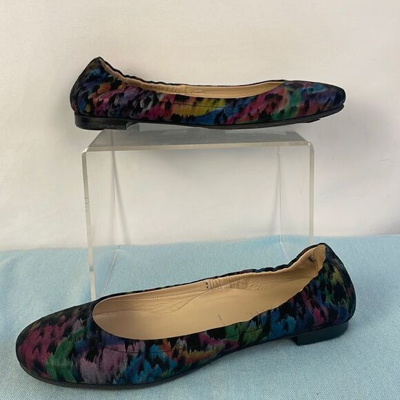 Ron White Nib Multi Color Flats - Picture 1 of 6